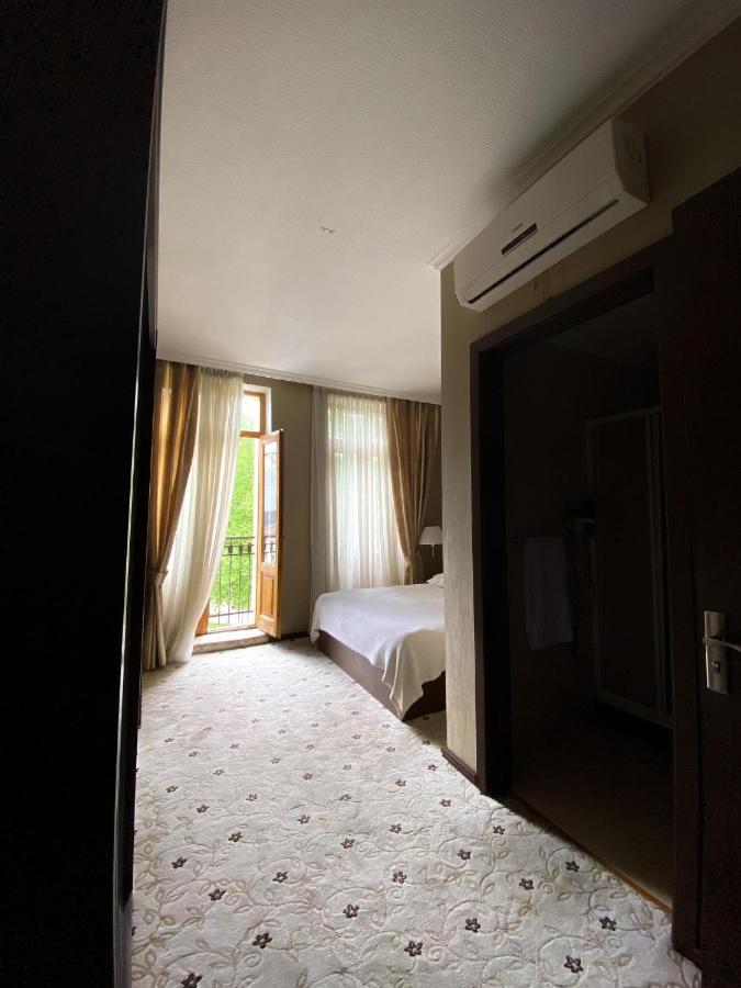 Hotel Empire Κουτάισι Εξωτερικό φωτογραφία